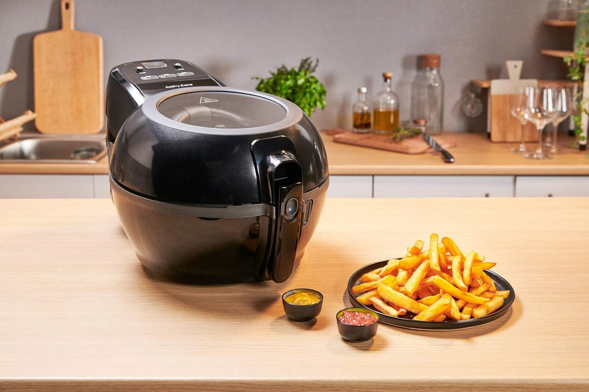 Heißluftfritteuse 1,2kg Fassungsvermögen 1550W 6 Personen Wenig Öl Automatischer Rührarm Schwarz