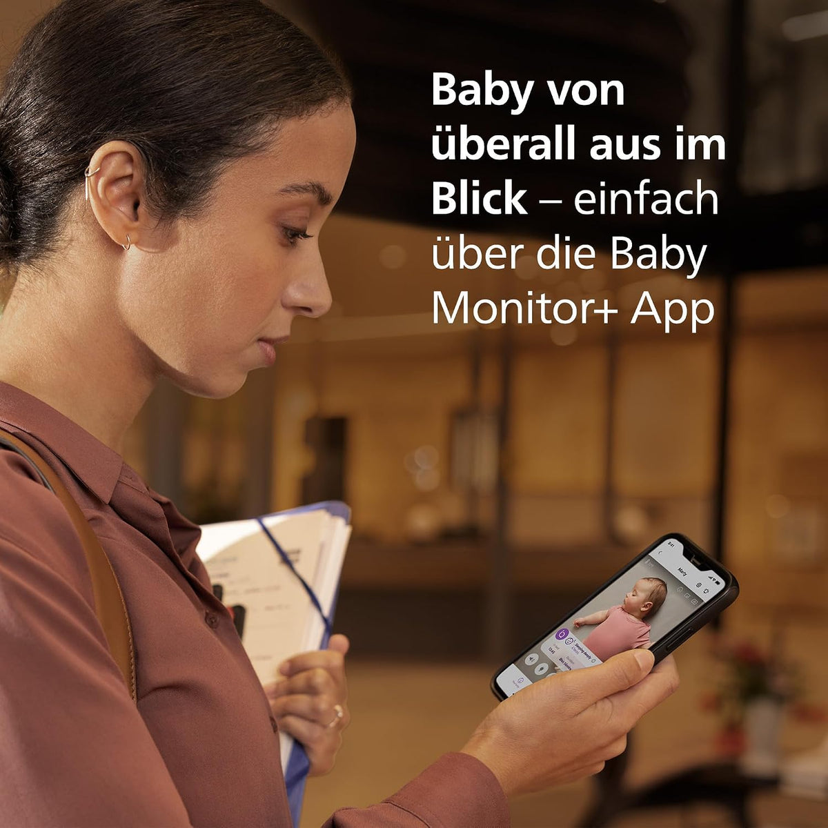 PHILIPS Avent Premium Connected Babyphone mit App - 1080 px HD-Kamera, Schlaf- & Atemtracking mit KI, Schrei-Interpretation, Dekra-Zertifiziert für höchste Cybersicherheit, Wandhalterung, SCD974/26